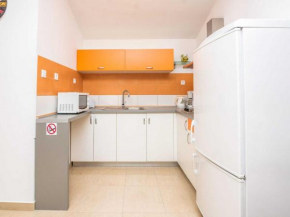 Holiday Home Marinela - Four Bedroom Holiday Home with Swimming Pool